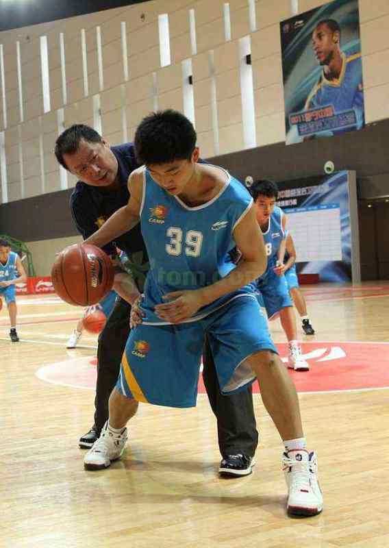 为什么篮球老将需要特殊的训练方法_1